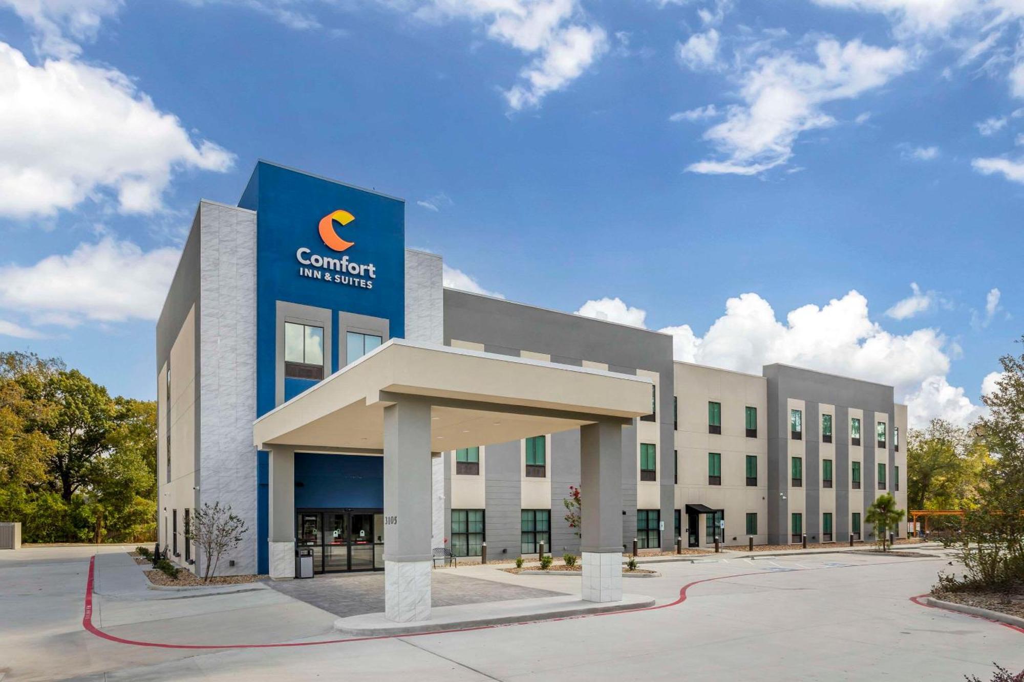 Comfort Inn & Suites Huntsville Near University Экстерьер фото